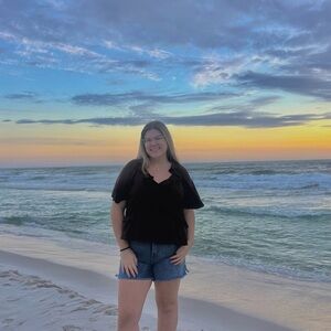 Meet your Posher, Hannah